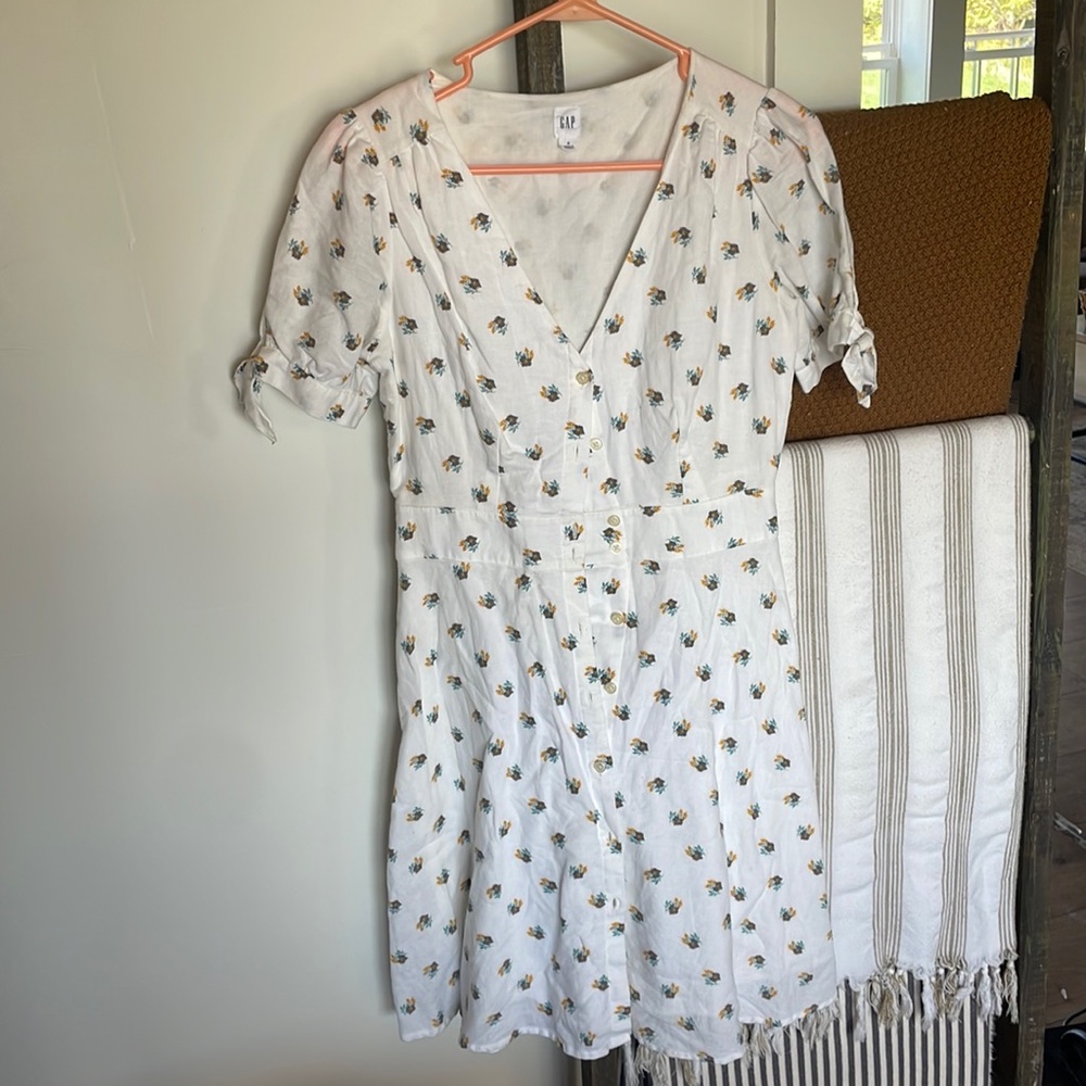 Gap Ditsy Floral Dress
